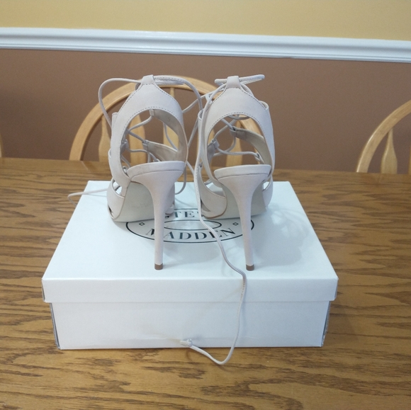 Steve Madden - Picture 6 of 7